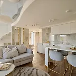 Monte Cassino Glamour By Downtown *